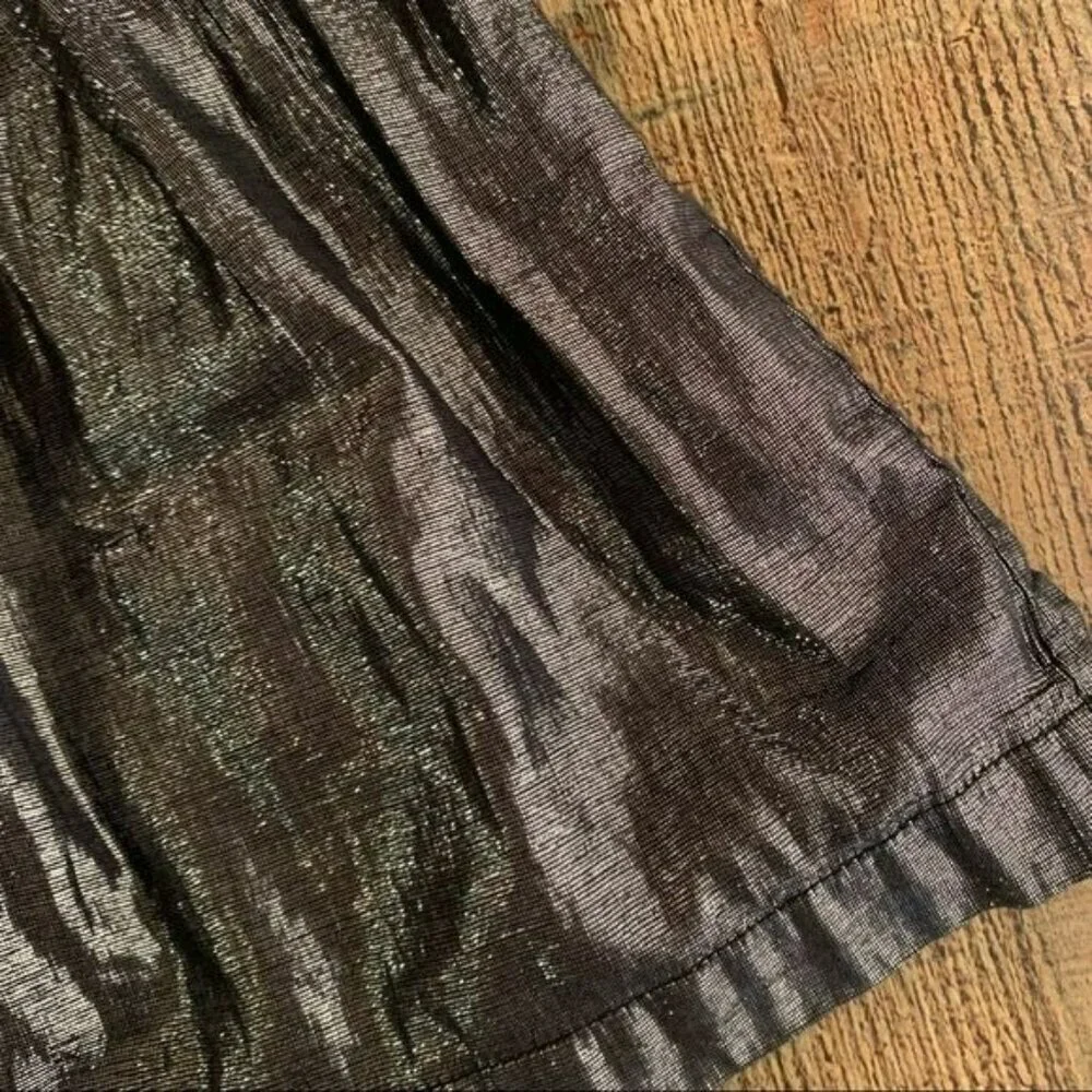 Gap girls size 4 iridescent silver gray skirt